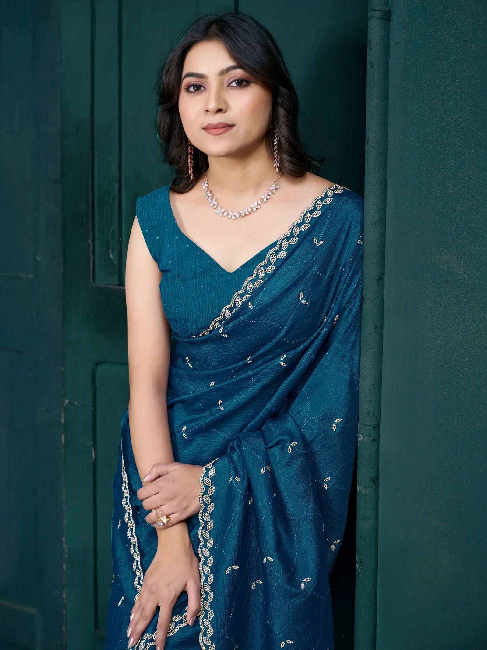 imgi_7_enchanting_teal_blue_diamond_work_crepe_saree_with_blouse_5