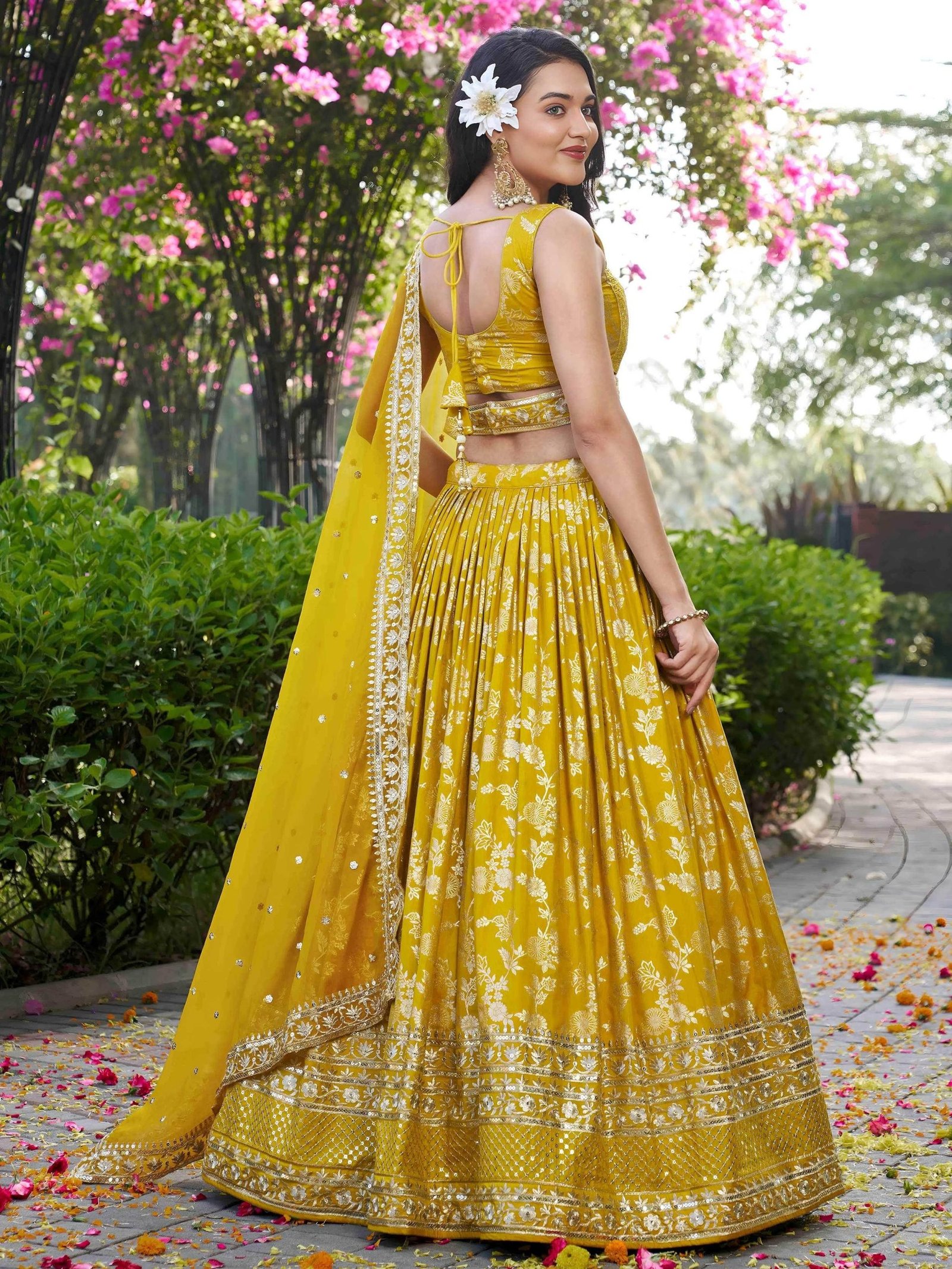imgi_8_7100-Yellow_4_fda1c129-1ee0-489e-a71e-4b5868f5ea23